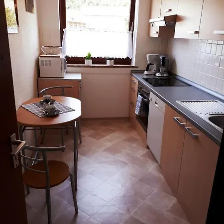 아파트 Moderne Im Herzen Von